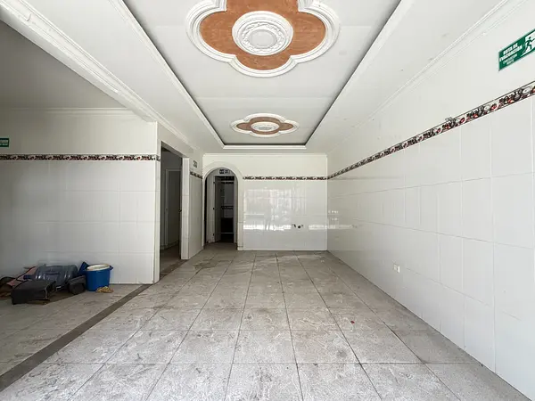 Casa Comercial De Un Piso