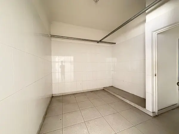 Casa Comercial De Un Piso